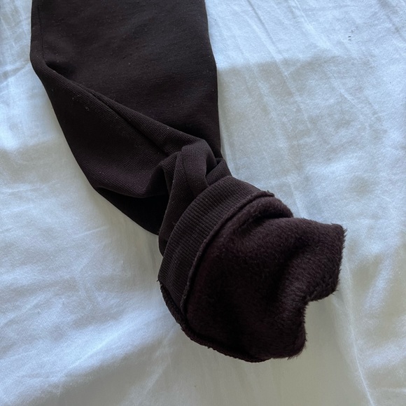 Brown fuzzy leggings - Picture 3 of 3